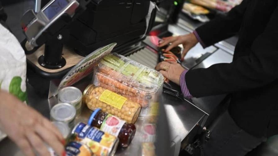 Francia entierra el recibo de papel en tiendas y supermercados