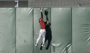 Diamondbacks ganan 4-3 a Gigantes con hit remolcador de Ketel Marte en inning 11