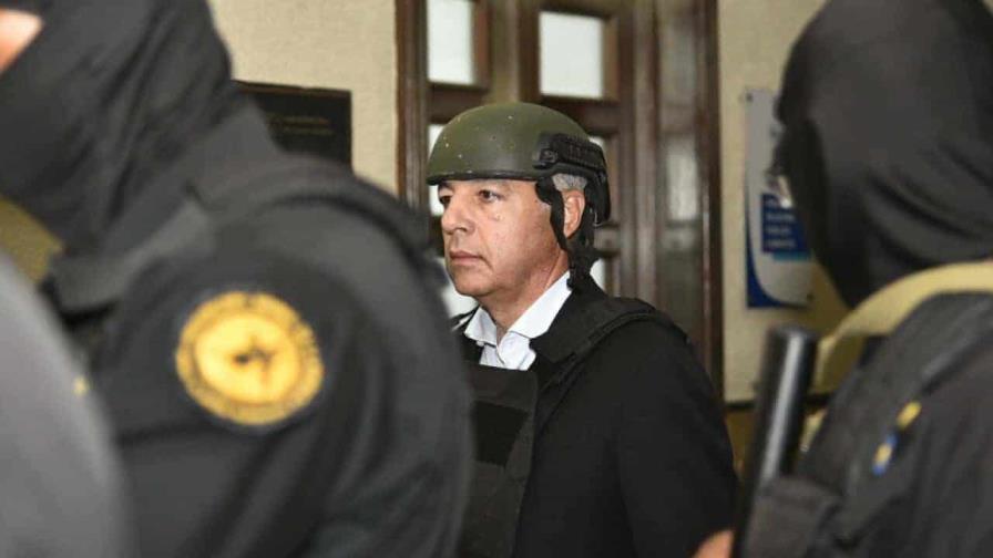 Ratifican prisión preventiva al exministro de Hacienda Donald Guerrero