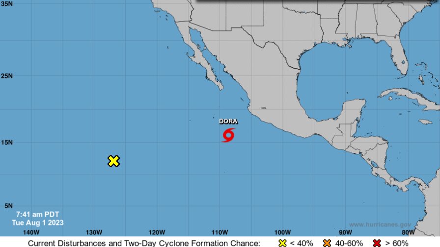 La tormenta tropical Dora se fortalece en costas mexicanas del Pacífico