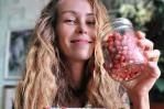 Muere la influencer Zhanna Samsonova, quien llevaba una dieta extrema basada en frutas Muere la influencer Zhanna Samsonova, quien llevaba una dieta extrema basada en frutas