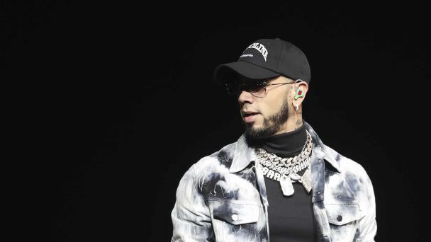 Anuel resalta el éxito de Peso Pluma, Bad Bunny y Karol G