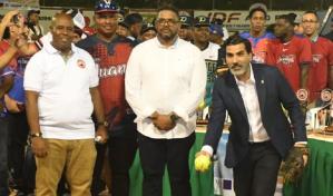 Asoprosado anuncia final de su torneo B entre Compadres y Molestosos