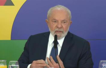 Lula asegura que el mundo debe ayudar a Brasil a preservar la Amazonía