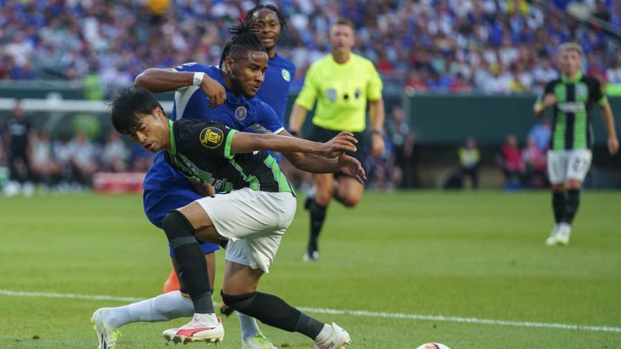 Chelsea: Nkunku se lesiona la rodilla y se perdería inicio de la Liga Premier