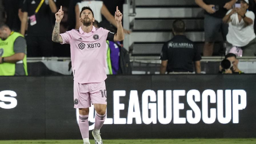 Con otros 2 tantos de Messi y tras demora por lluvia, Inter Miami doblega 3-1 a Orlando