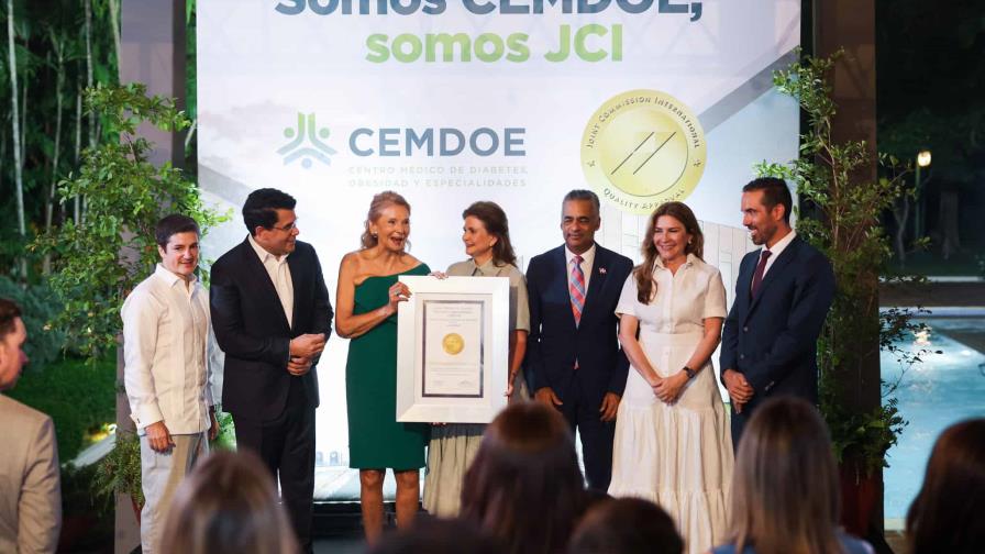 Raquel Peña resalta impacto de acreditación JCI de CEMDOE
