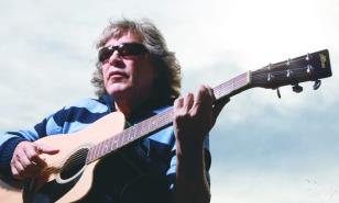 José Feliciano: Un ídolo celebra 50 años de carrera con un concierto en el Teatro La Fiesta