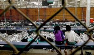 Más de 20 padres migrantes separados de sus familias por agentes estatales de Texas