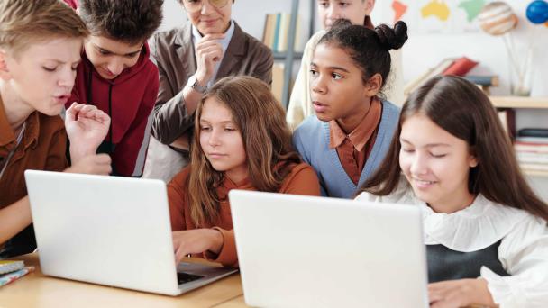 Herramientas para el éxito académico: recursos y apps para el regreso a clases