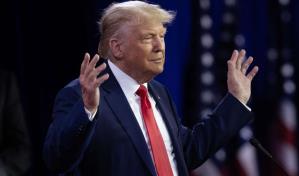 Trump pedirá trasladar caso del asalto al Capitolio fuera de Washington DC