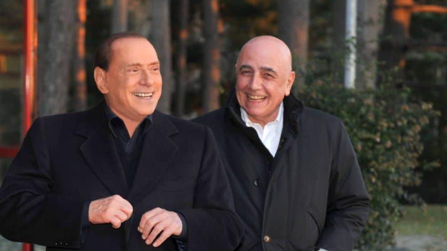Galliani, mano derecha de Berlusconi en el Milan, candidato para sustituirle en el Senado