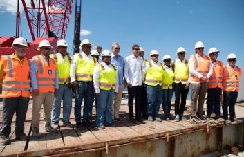 El Gobierno inicia construcción de áreas administrativas y vías de acceso al puerto de Manzanillo