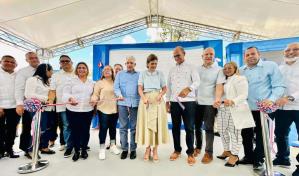 Vicepresidenta Raquel Peña entregó importantes obras en la provincia Santiago
