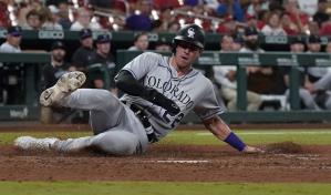 Jones y Diaz ayudan a Rockies en triunfo sobre Cardenales