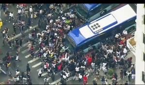 Caos en Union Square: Influencer enfrenta cargos por incitar a un motín en Nueva York