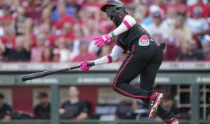 Elly de la Cruz pegó su primer HR a la derecha en revés de Rojos