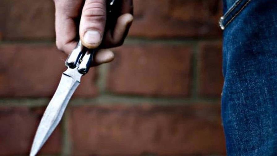 Encuentran hombre muerto de una cuchillada en Bávaro