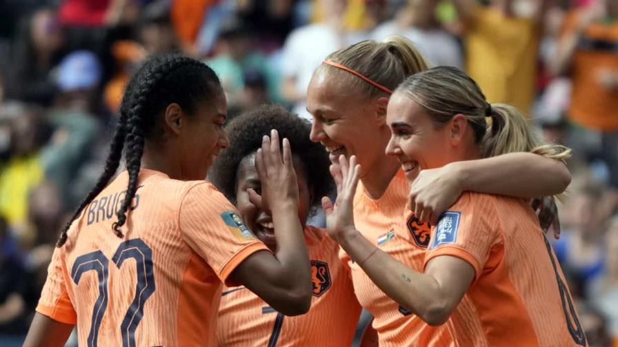 Holandesas vencen a sudafricanas y están en cuartos del Mundial