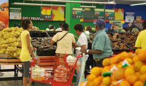 Encuesta revela preocupación por el costo de la vida en República Dominicana