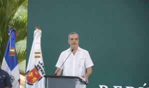 Luis Abinader insinúa que buscará la reelección