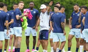 Cruz Azul cesa al entrenador brasileño Ricardo Ferretti