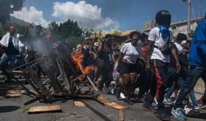 Miles de haitianos salen a la calle para protestar contra la inseguridad