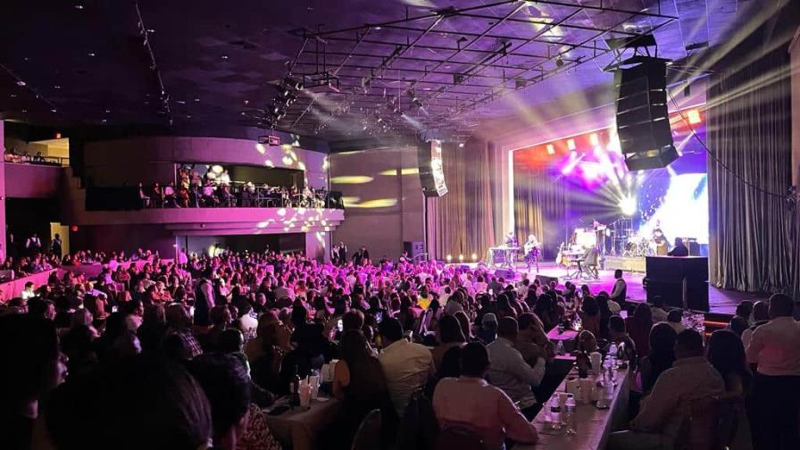 Música y risas con José Feliciano en su concierto en República Dominicana