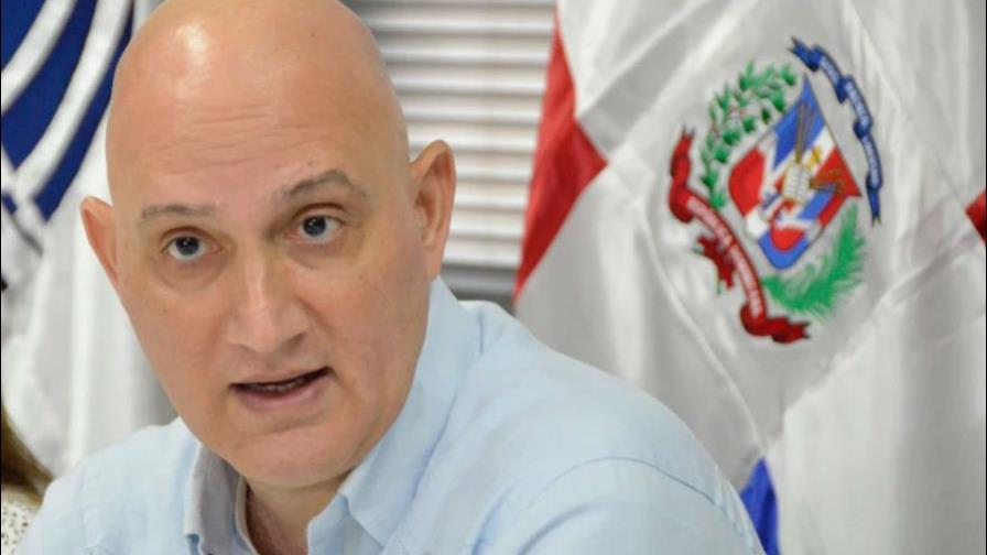 El ministro de Economía reconoce la necesidad de una reforma tributaria en RD