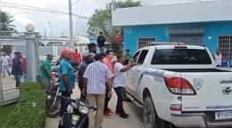 Polic&iacute;as matan uno y hieren otro que despojaron de veh&iacute;culo a director distrital en Duarte