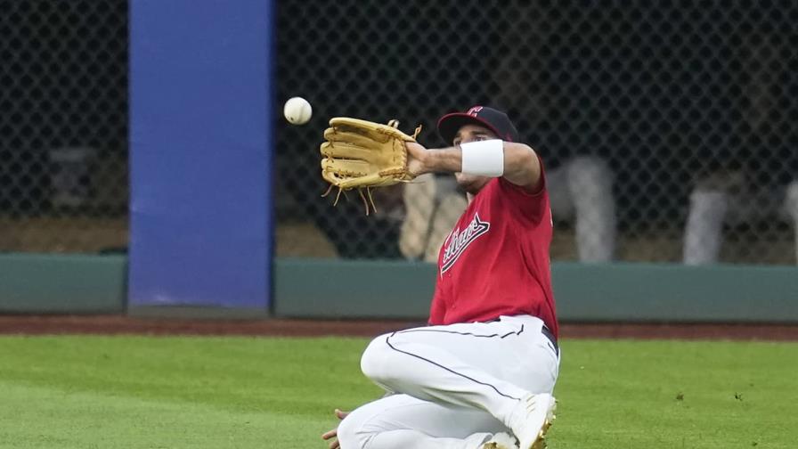 Laureano empuja carrera en debut con Guardianes, que superan a Azulejos Laureano empuja carrera en debut con Guardianes, que superan a Azulejos