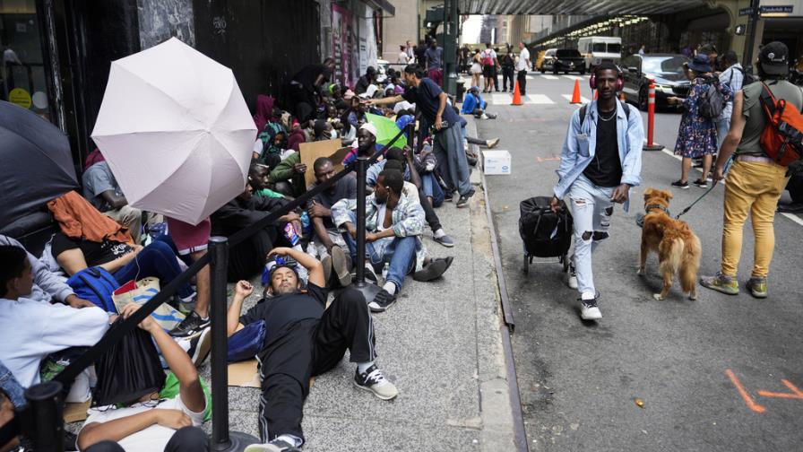 Crisis migratoria le costará a Nueva York 12,000 millones de dólares en tres años, dice alcalde