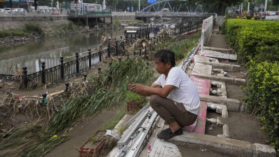 Asciende a 33 el número de fallecidos por las lluvias que asolaron Pekín la semana pasada