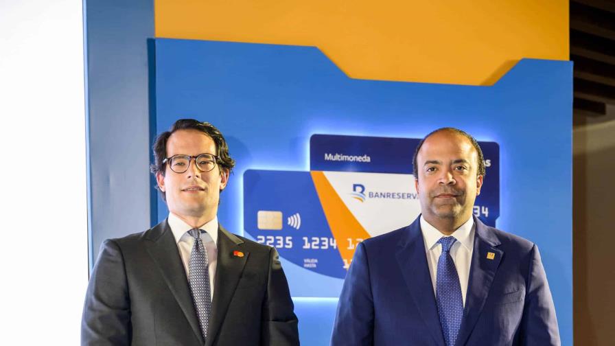 Banreservas lanza sus nuevas tarjetas táctiles