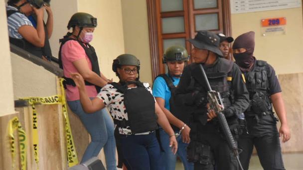Juez impone medidas de coerción a los 12 implicados en Operación Gavilán