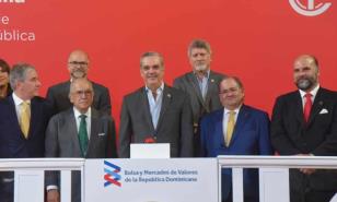 ¿Cuál es la calificación de riesgo de la emisión de acciones de César Iglesias?