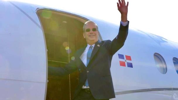 Presidente Abinader viajará este viernes a Nueva York para participar en el desfile dominicano