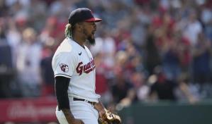 Guardianes derrotan a Azulejos. Clase llega a 31 salvados