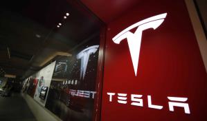 Agencia federal de EE.UU. investiga un choque fatal de un auto Tesla en Virginia