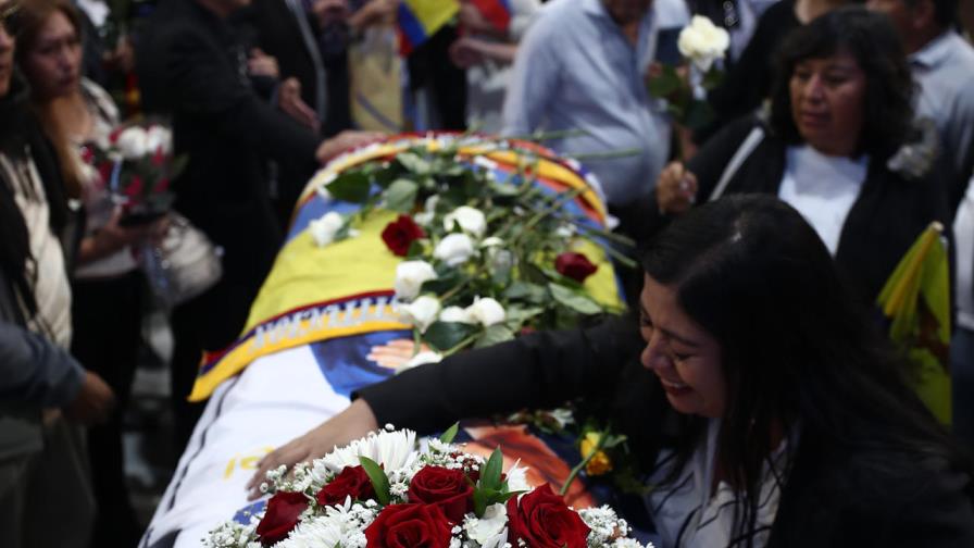El candidato ecuatoriano Villavicencio tendrá un velatorio público antes de ser enterrado