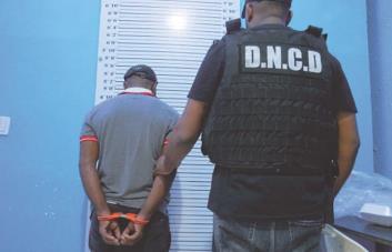 Figura sin antecedentes penales, hombre vinculado a alijo de unos mil kilos de cocaína