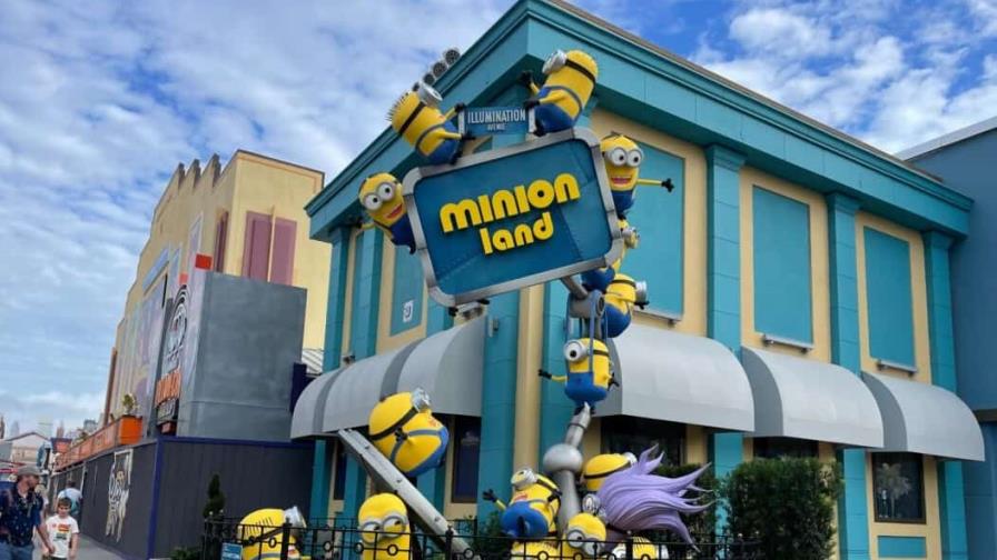 Inauguran en el parque de Universal en Orlando una nueva atracción de los Minions