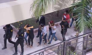 Tribunal de Santiago condena a prisi&oacute;n a estafadores de envejecientes en EE. UU.