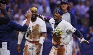 Rays superan debacle del bullpen y con jonrón de Franco en la 9na vencen a Guardianes