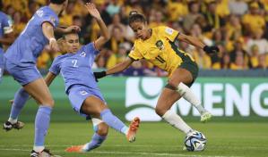 Australia elimina a Francia en penales y llega a su primera semifinal en su Mundial