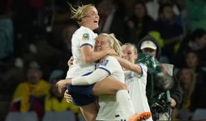Inglaterra derrota 2-1 a una valiente Colombia y avanza a las semifinales del Mundial femenino