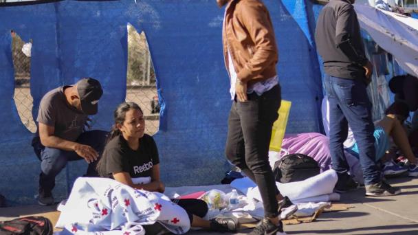 Críticas a Texas por la muerte de un niño en un viaje de reubicación de inmigrantes