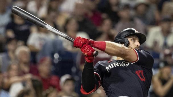 Joey Gallo logra dos jonrones y Mellizos arrollan 8-1 a Filis