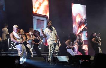 La música urbana se apodera del Palacio de los Deportes con Rochy RD