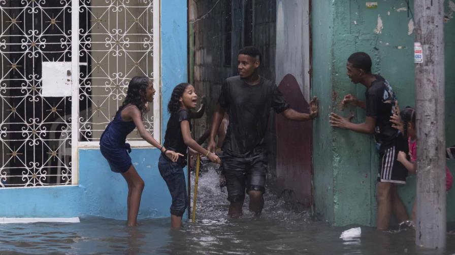 El COE eleva a 11 las provincias en alerta por vaguada